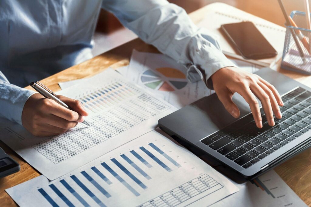Stay on Top of Accounts Receivable - Advanced Tax Services